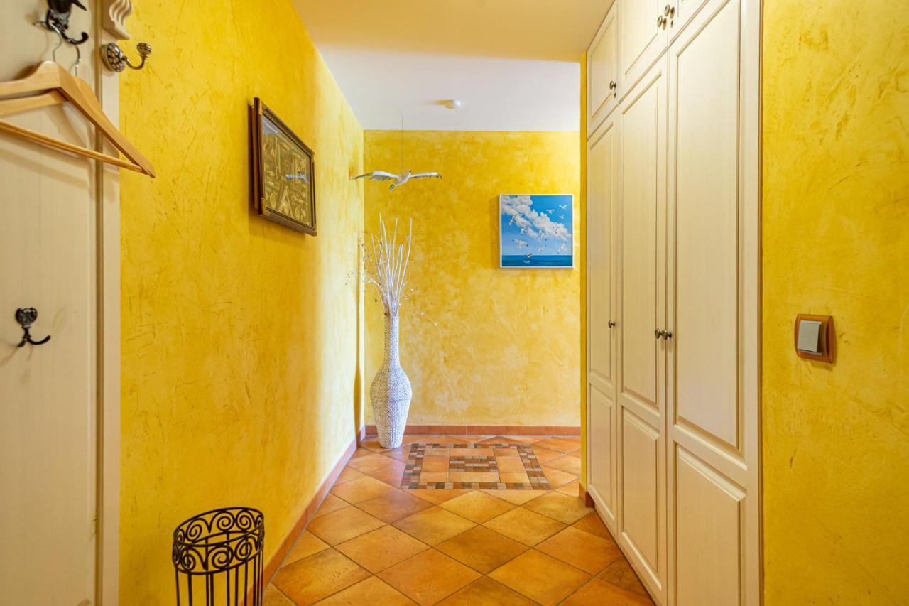 Ferienwohnung Romantica Am Strand Von Juliusruh Bagian luar foto
