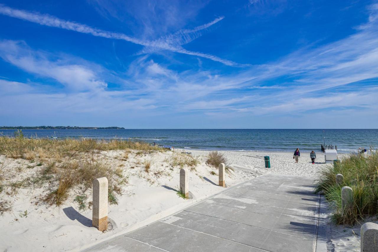 Ferienwohnung Romantica Am Strand Von Juliusruh Bagian luar foto